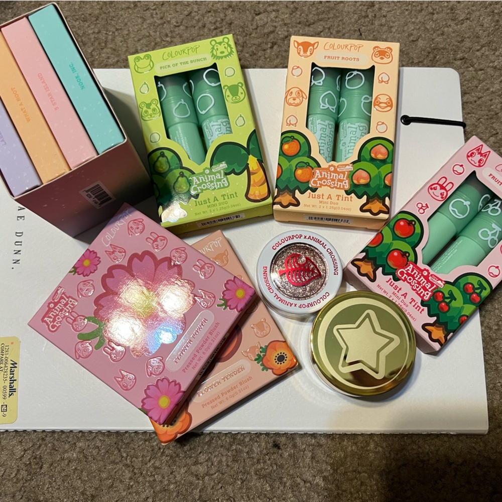 COLOURPOP ANIMAL CROSSING BUNDLE NEW